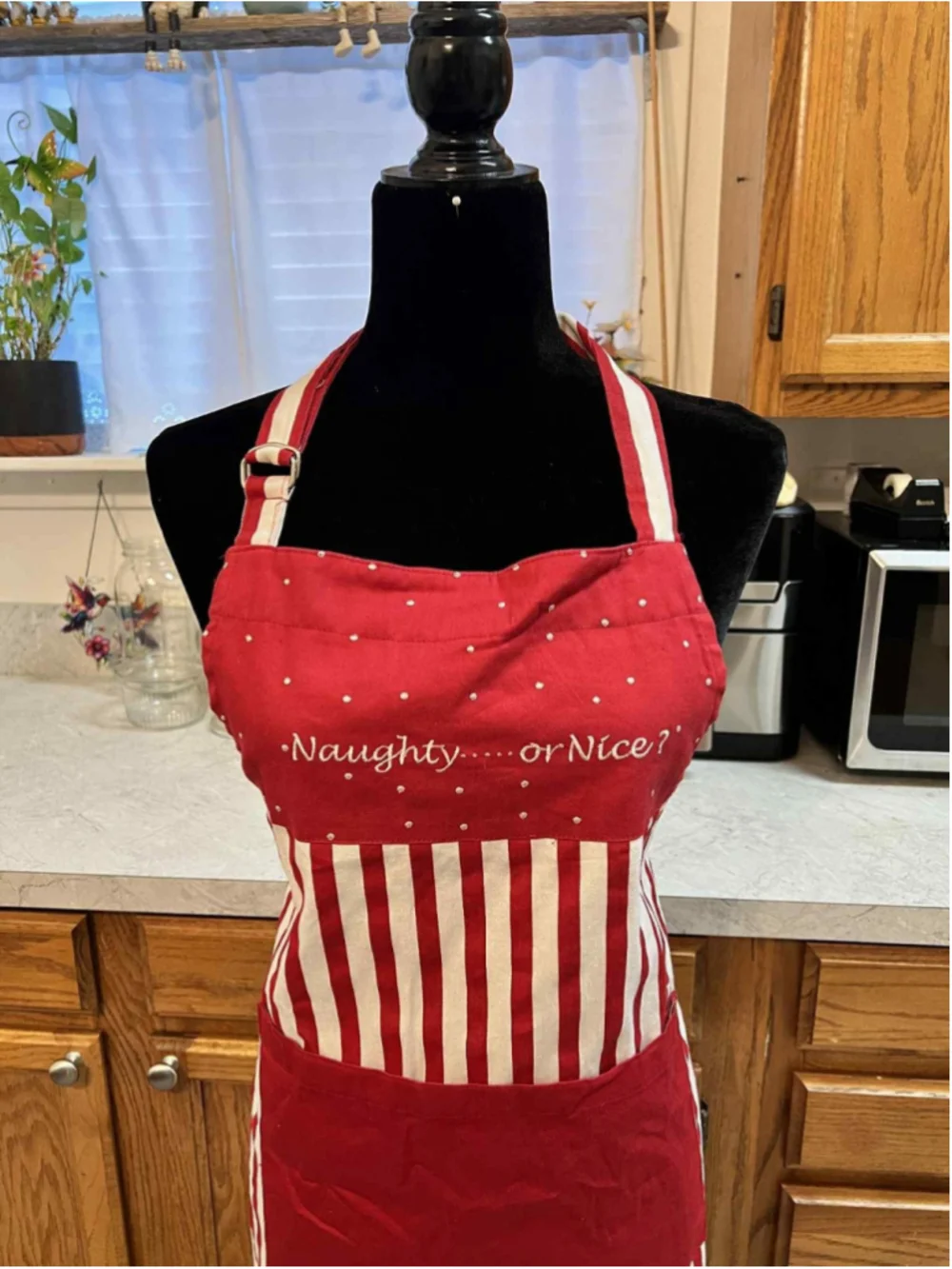 Unbranded christmas apron